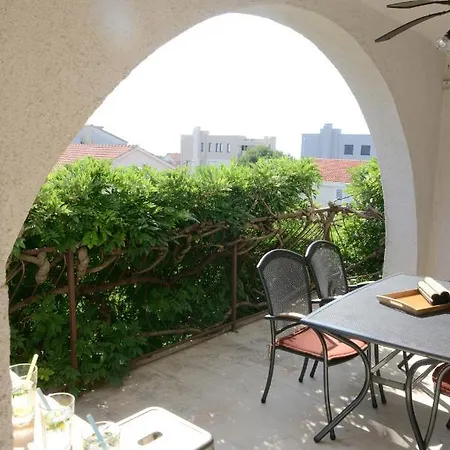Glicinija * Zadar